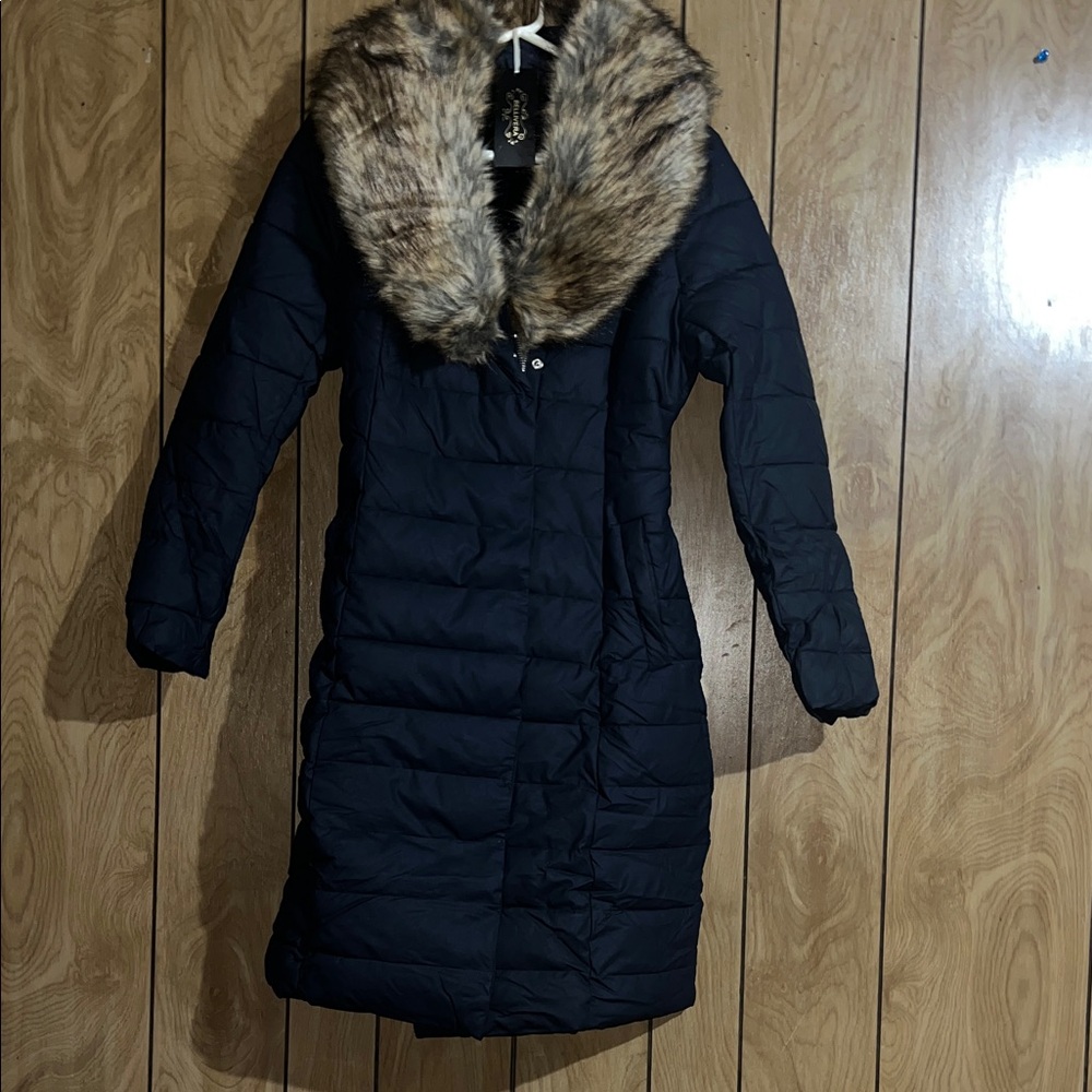 Bellivera Elegant Navy Puffer Coat with Faux Fur Collar